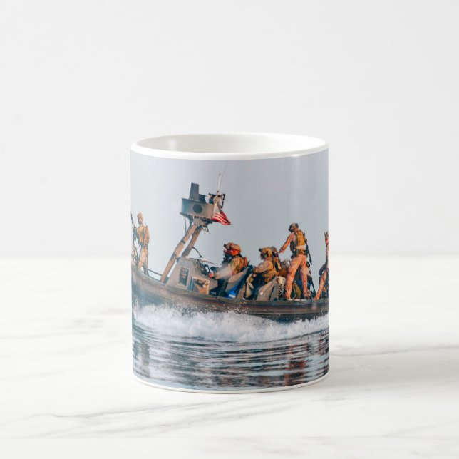 US COMBAT PERSONNEL COFFEE MUG (Center)