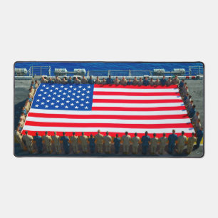 US COMBAT PERSONNEL HONORING FLAG DESK MAT