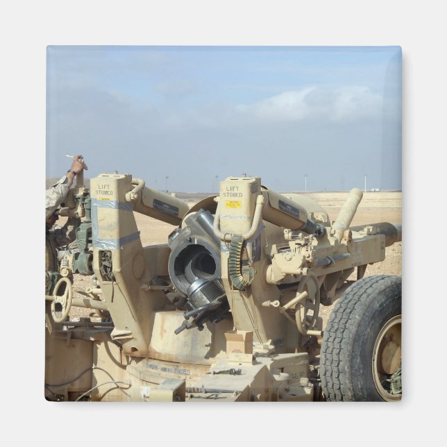 US Marines prepare to fire a howitzer 2 Magnet (Front)