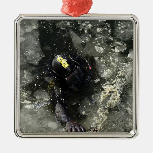 US Navy Diver Metal Tree Decoration (Front)