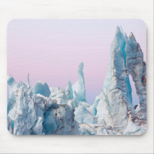 USA, Alaska, Glacier Bay National Park. Margerie Mouse Pad