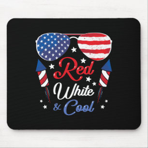 Usa American Flag Vintage Red White And Cool Patri Mouse Pad