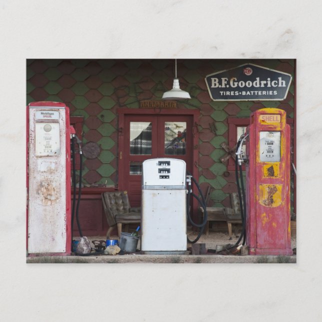 USA, Arizona. Chloride Ghost Town, old gas Postcard (Front)