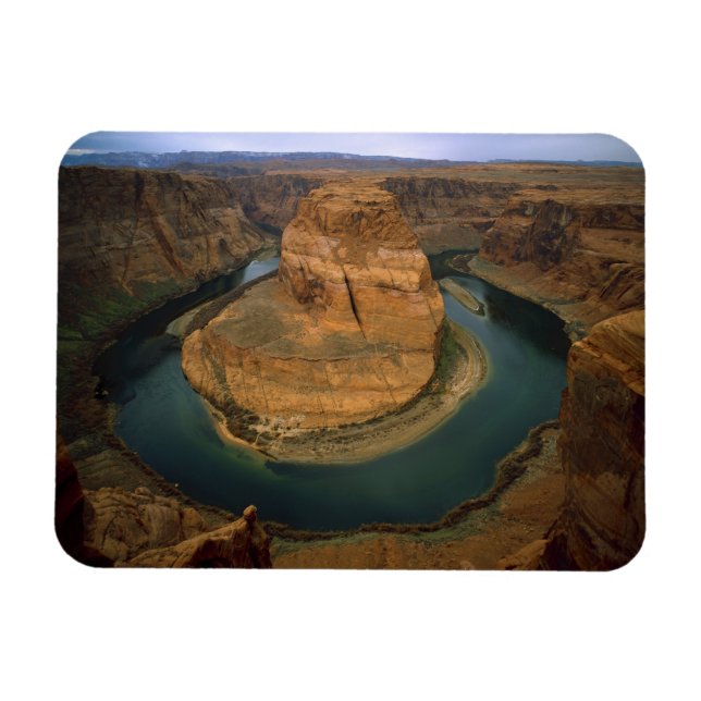USA, Arizona. Horseshoe Bend showing erosion by Magnet (Horizontal)