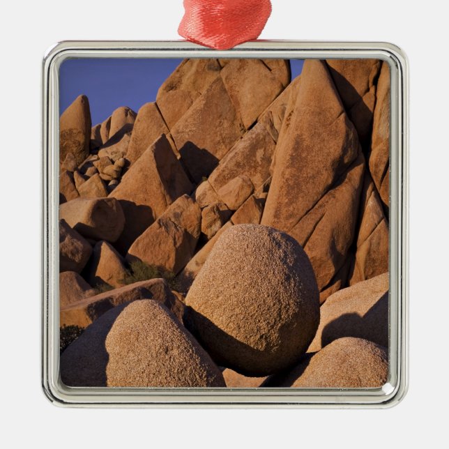 USA, California, Joshua Tree National Park. Metal Ornament (Front)