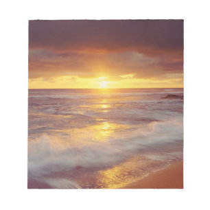 USA, California, San Diego. Sunset Cliffs beach Notepad