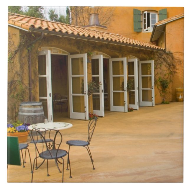 USA, California, Sonoma Valley, Patio at Viansa Tile (Front)