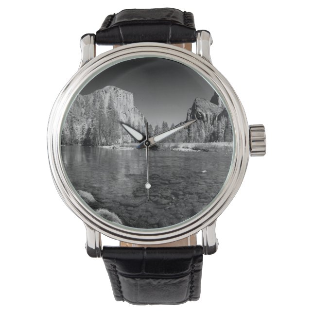 USA, California. Yosemite Valley View Watch (Front)