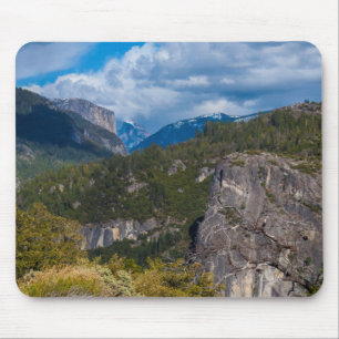 USA, California. Yosemite Valley Vista 2 Mouse Pad