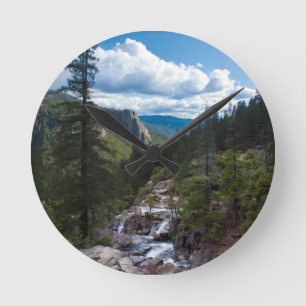 USA, California. Yosemite Valley Vista Round Clock