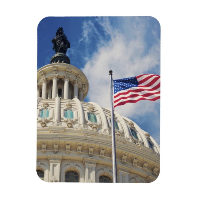 USA, Columbia, Washington DC, Capitol Building Magnet (Vertical)