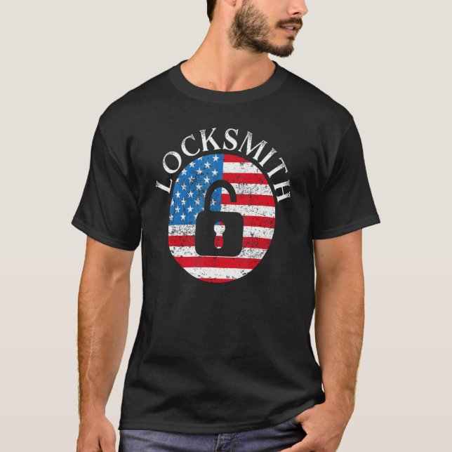 Usa Flag American Locksmith Lock Picking Locksmith T-Shirt (Front)