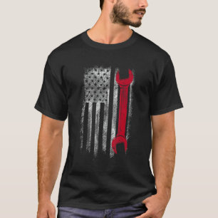 Usa Flag Auto Repairman Car Mechanic Wrench Worksh T-Shirt