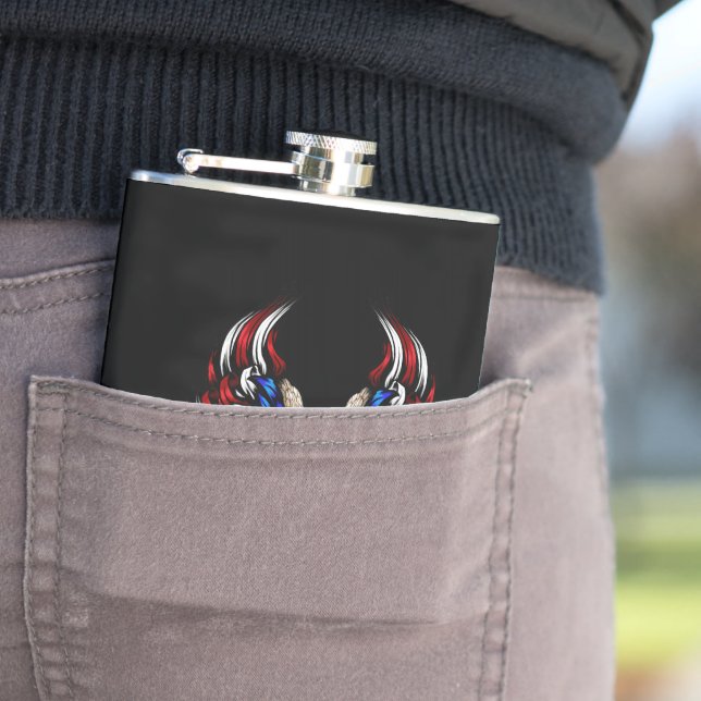 USA Flag Eagle Shield Patriotic Hip Flask (In Situ)