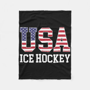 Usa Flag Hockey Player - American Usa Ice Hockey Fleece Blanket