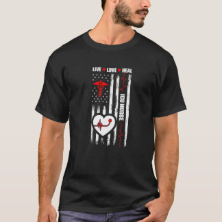 Usa Flag Icu Nurse  Intensive Care Medical Rn Nurs T-Shirt