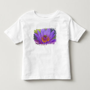 USA, Florida, Lake Kissimmee. Green leaf frog Toddler T-Shirt