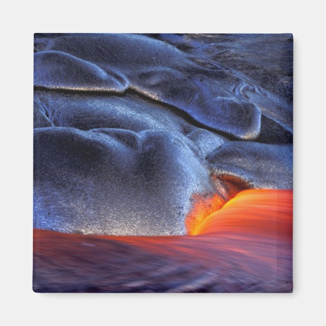 USA, Hawaii, Big Island, Kilauea, Volcanoes NP, Magnet (Front)