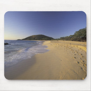 USA, Hawaii, Maui, Footprints in sand, Makena Mouse Pad