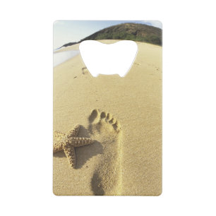 USA, Hawaii, Maui, Makena Beach, Footprint and