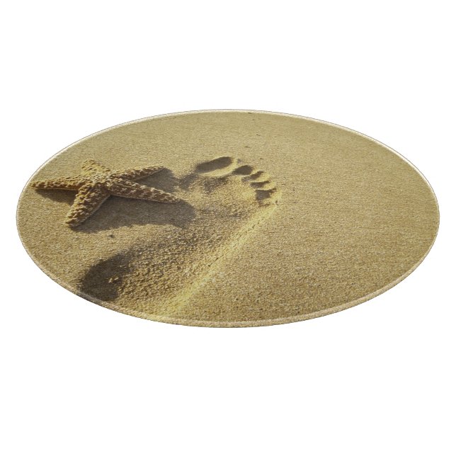 USA, Hawaii, Maui, Makena Beach, Footprint and Cutting Board (Corner)