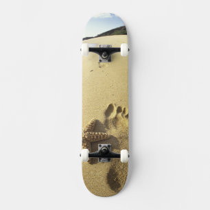 USA, Hawaii, Maui, Makena Beach, Footprint and Skateboard