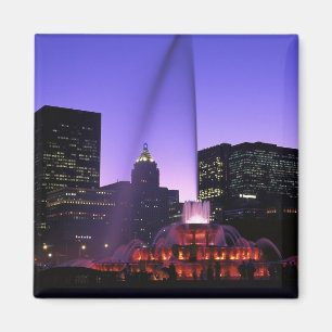 USA, IL, Chicago. Buckingham Fountain in Grant Magnet