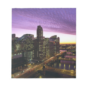 USA, IL, Chicago. Chicago skyline and river Notepad