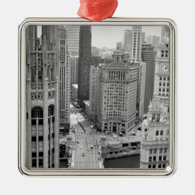 USA, IL, Chicago, Loop from Hotel Metal Tree Decoration (Front)