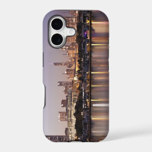 USA, Illinois, Chicago skyline at dusk