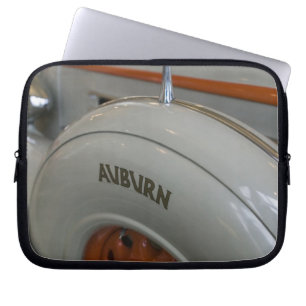 USA, Indiana, Auburn: Auburn, Cord, Duesenberg 13 Laptop Sleeve