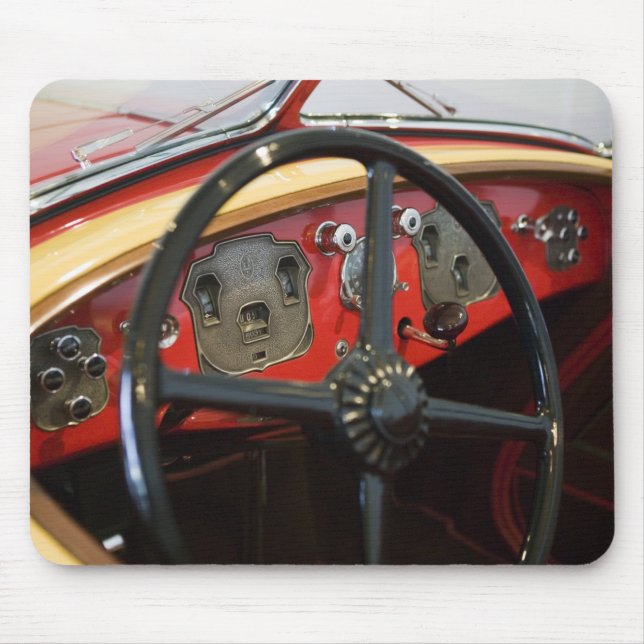 USA, Indiana, Auburn: Auburn, Cord, Duesenberg 2 Mouse Pad (Front)