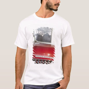 USA, Indiana, Auburn: Auburn, Cord, Duesenberg 7 T-Shirt