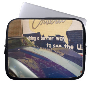 USA, Kentucky, Bowling Green: National Corvette 2 Laptop Sleeve