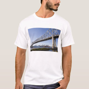 USA, Louisiana, New Orleans. Skyline from the 2 T-Shirt