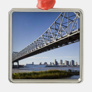 USA, Louisiana, New Orleans. Skyline from the Metal Ornament