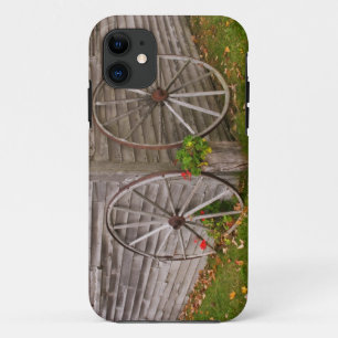 USA, Main. Wagon Wheels iPhone 11 Case