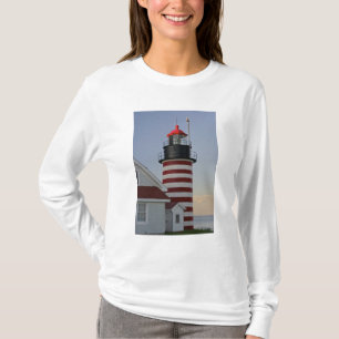 USA, Maine, Lubec. West Quoddy Head Lighthouse, T-Shirt