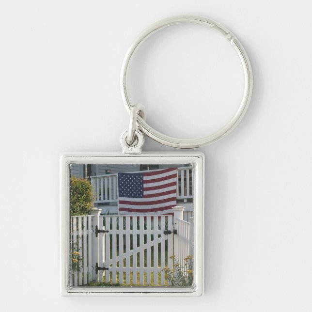 USA, Massachusettes, Gloucester: Patriotic Fence Key Ring (Front)