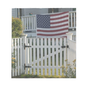 USA, Massachusettes, Gloucester: Patriotic Fence Notepad