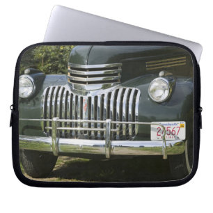 USA, MASSACHUSETTS, Martha's Vineyard: West 5 Laptop Sleeve