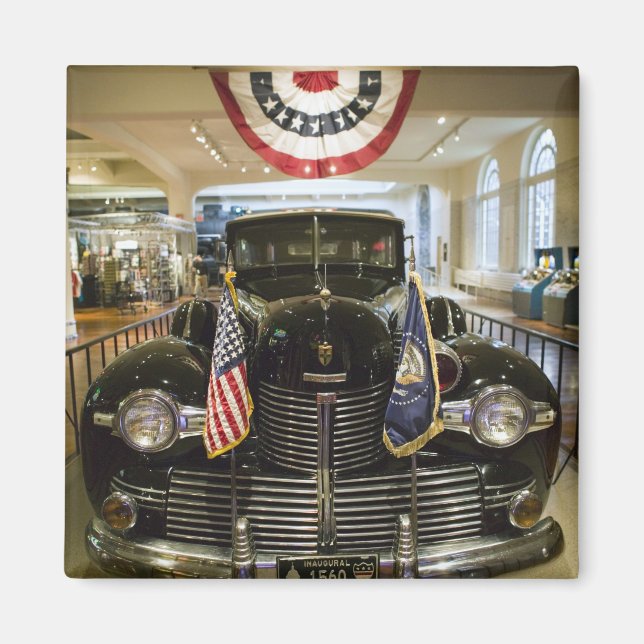 USA, Michigan, Dearborn: The Henry Ford Museum, Magnet (Front)