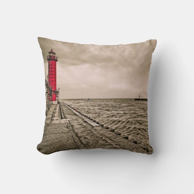 USA, Michigan, Grand Haven Lighthouse Cushion (Front)