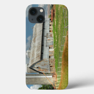 USA, Minnesota Barn And Silo iPhone 13 Case