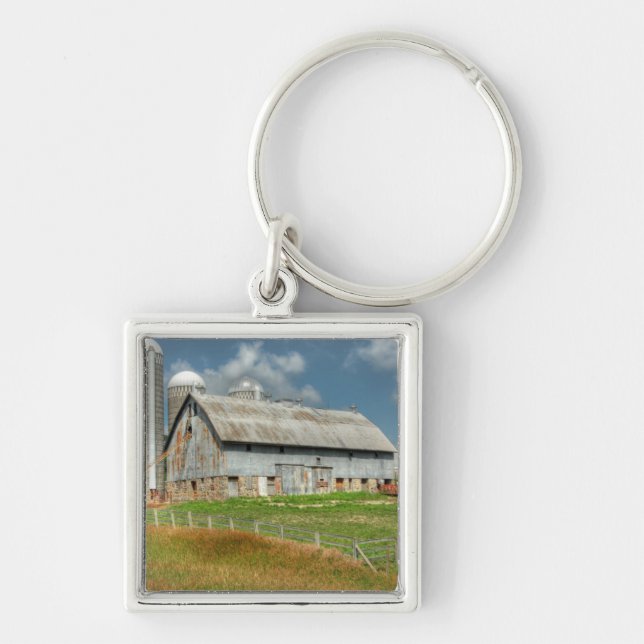 USA, Minnesota Barn And Silo Key Ring (Front)