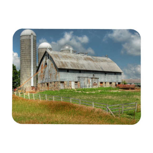 USA, Minnesota Barn And Silo Magnet (Horizontal)