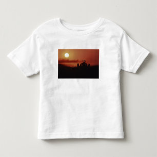 USA, Mississippi, discing cotton field Toddler T-Shirt