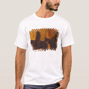 USA, Montana, Boulder River Cowboys on horses T-Shirt