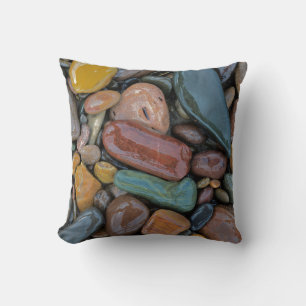 USA, Montana, Clark Fork River, Stones Cushion