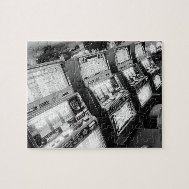 USA, Nevada, Las Vegas: Casino Slot Machines / Jigsaw Puzzle (Horizontal)